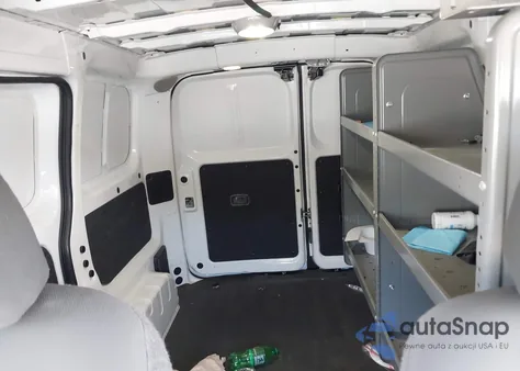 2015 Nissan Nv200 Sv z USA, uszkodzony, nr VIN 3N6CM0KN1FK712123